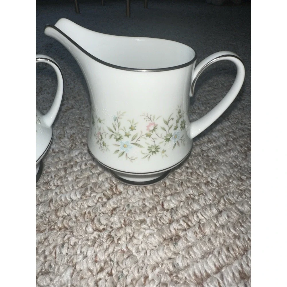 Noritake Savannah Platinum Covered Sugar Bowl‎ Creamer Floral 2031 Fine China